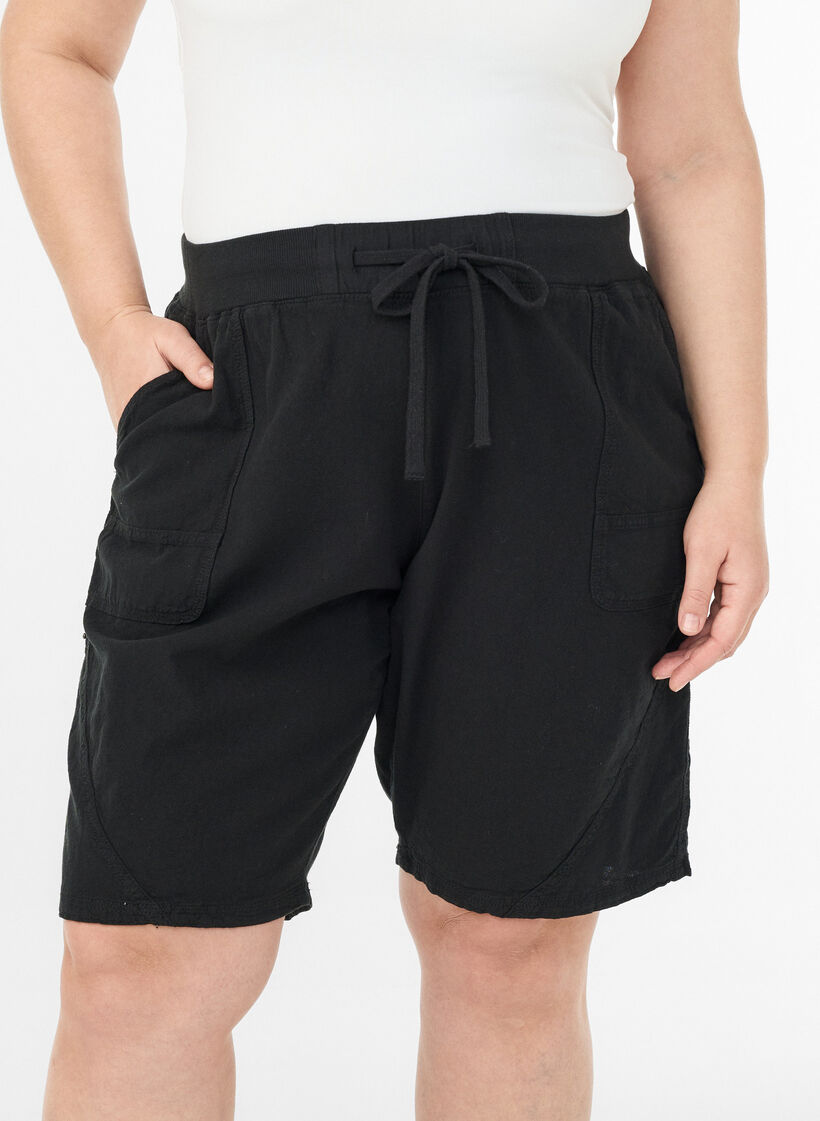 L&oslash;s shorts av bomull med lommer, Svart, Model image number 3