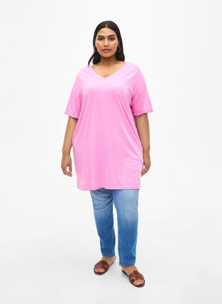 Ensfarget oversized T-skjorte med V-hals, Rosebloom, Model image number 2