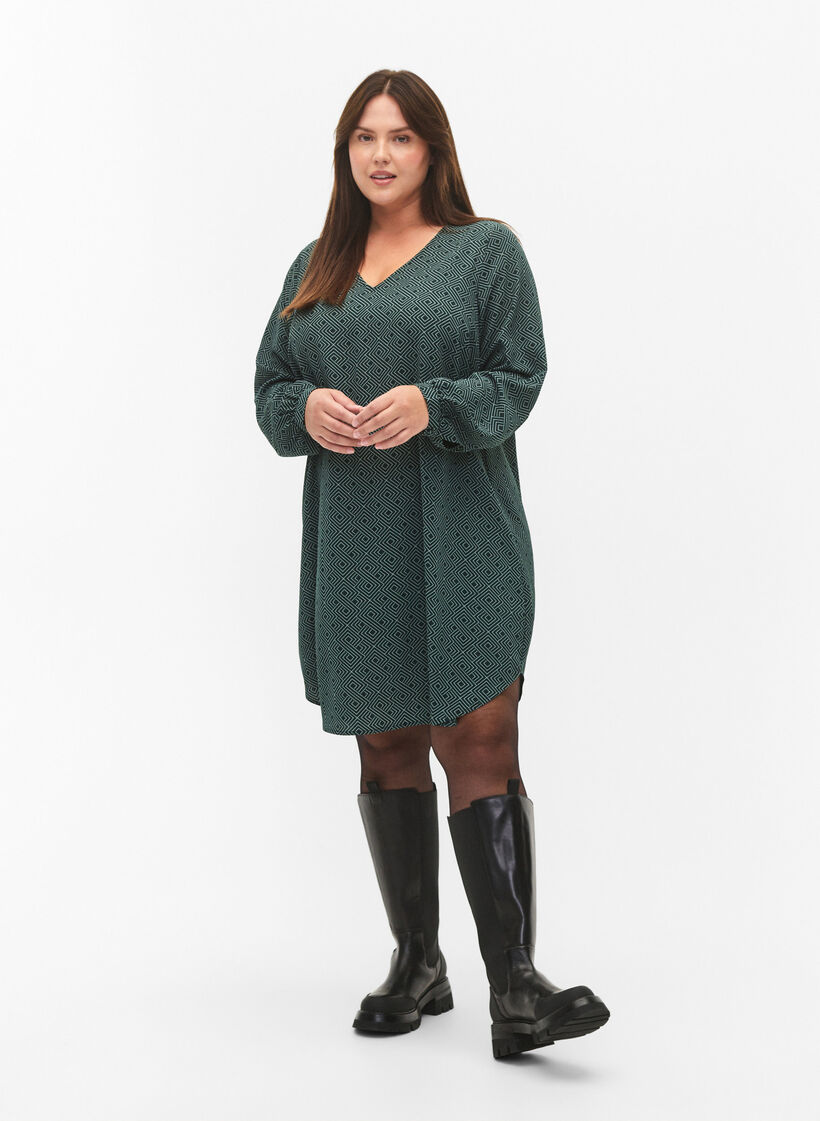 Kjole med V-hals og trykk, Scarab Graphic AOP, Model image number 2