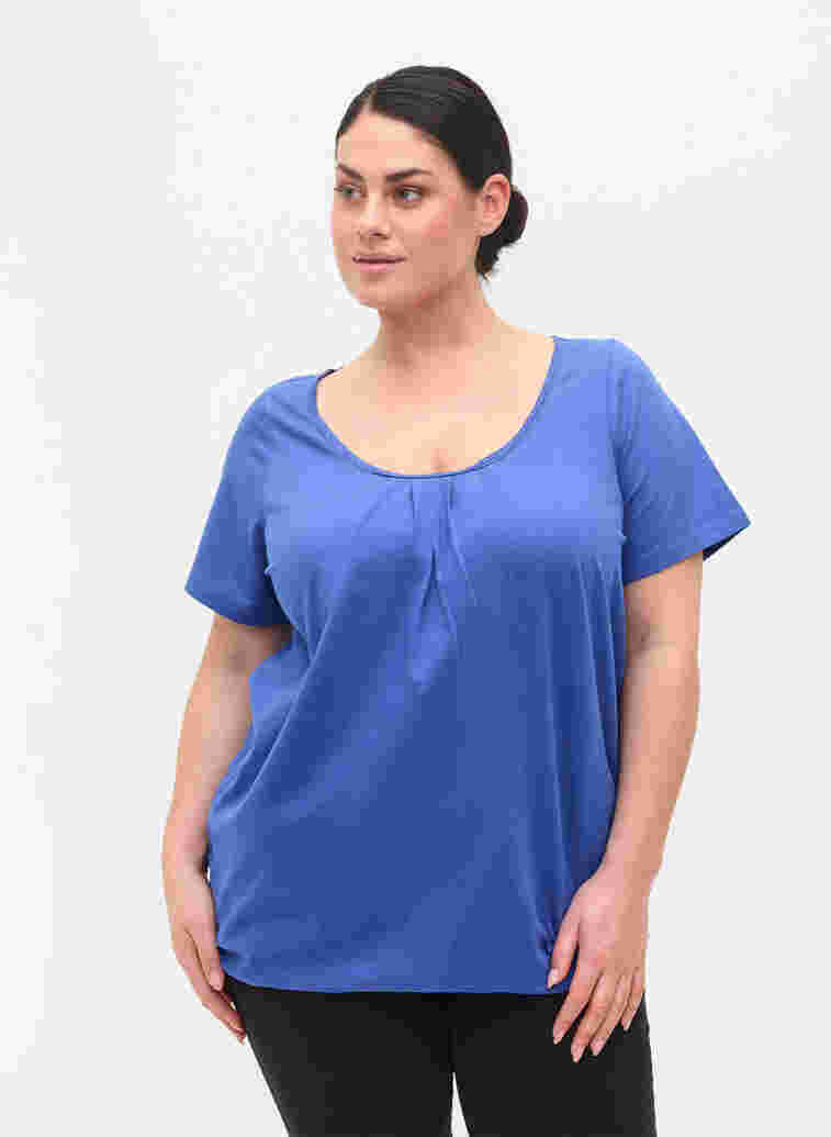 T-skjorte i bomull med korte ermer, Dazzling Blue, Model