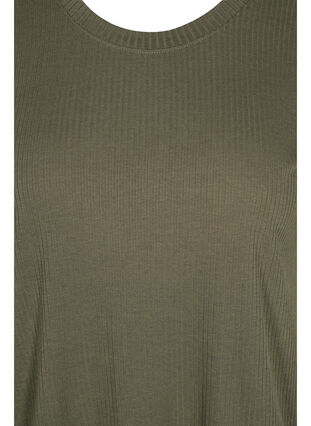 Kortermet T-skjorte i et ribbet materiale, Dusty Olive, Packshot image number 2