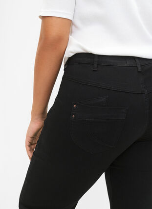 Zizzi Regular fit Gemma jeans med høyt liv, Black, Model image number 4