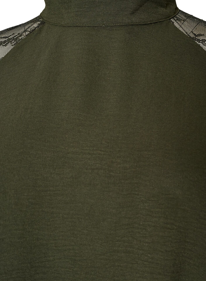 Bluse med korte blondeermer og h&oslash;y hals, Gr&oslash;nn, Packshot image number 2