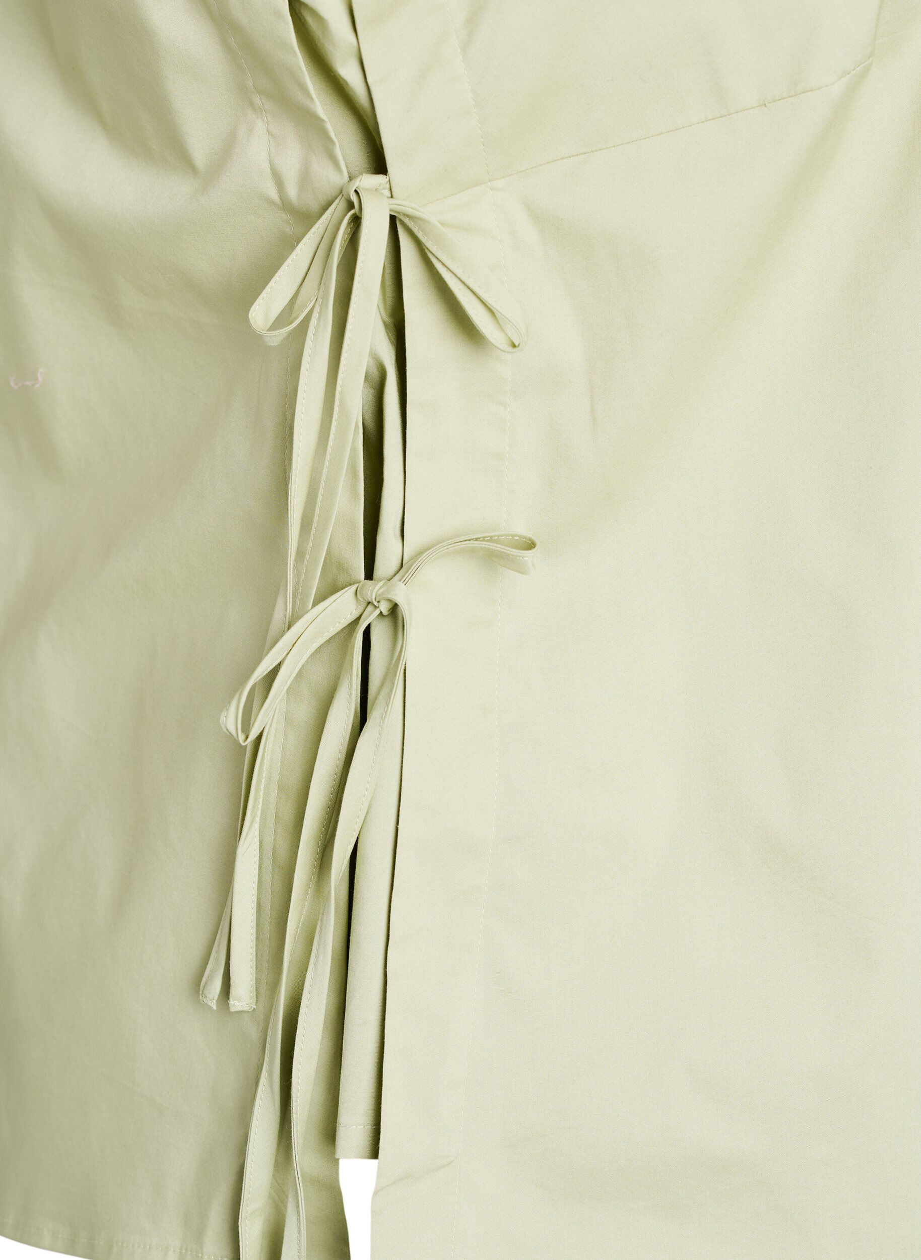 Zizzi Ermel&oslash;s topp med knytedetalj p&aring; sidene, Gr&oslash;nn, Packshot image number 3