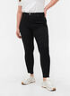 Cropped Amy jeans med glidel&aring;s, Svart, Model image number 3