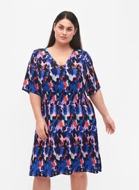 Mønstrete viskosekjole med smock, Colorful Animal, Model