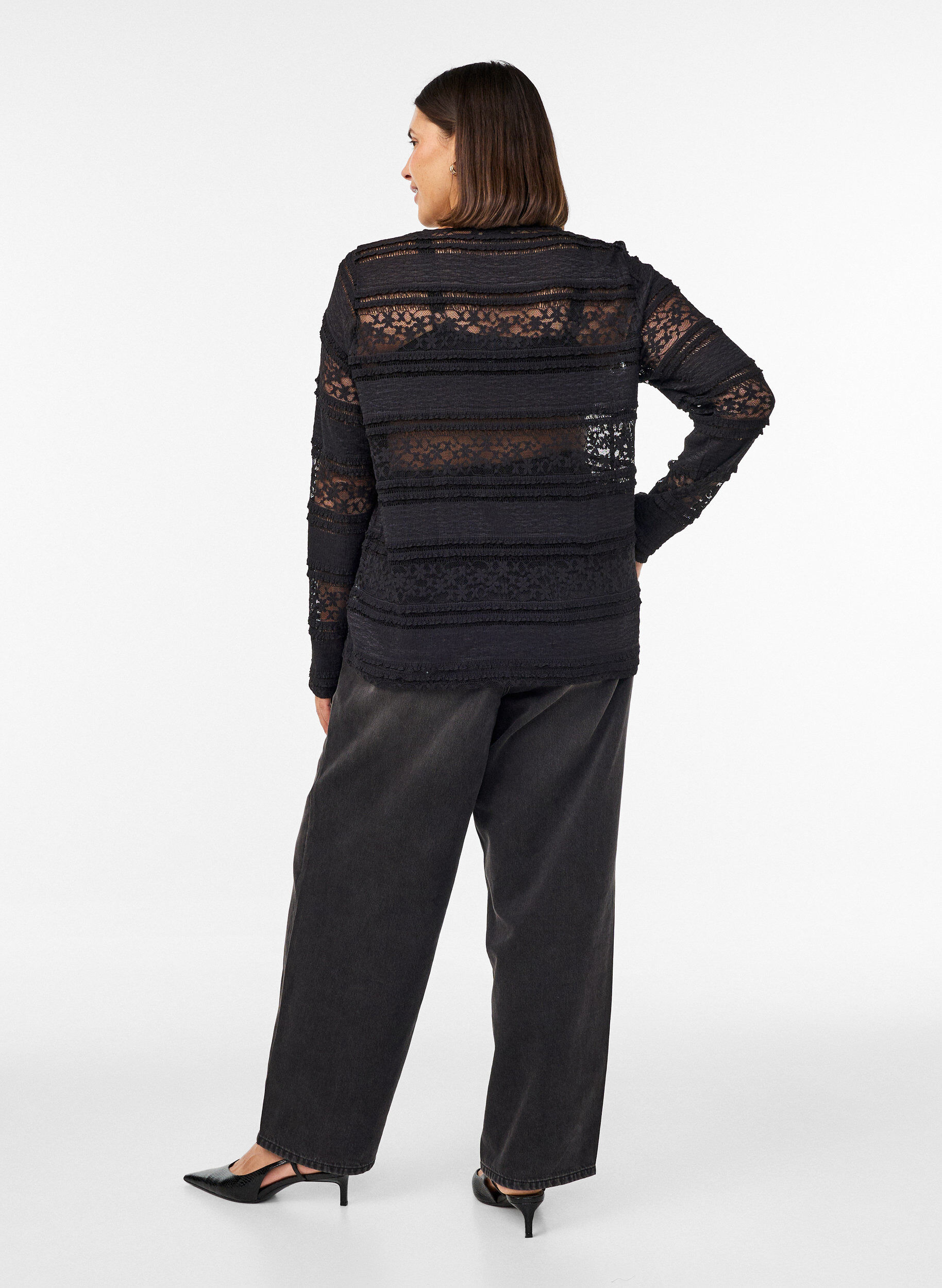 ZizziBluse med blonder og lange ermer, Svart, Model image number 2