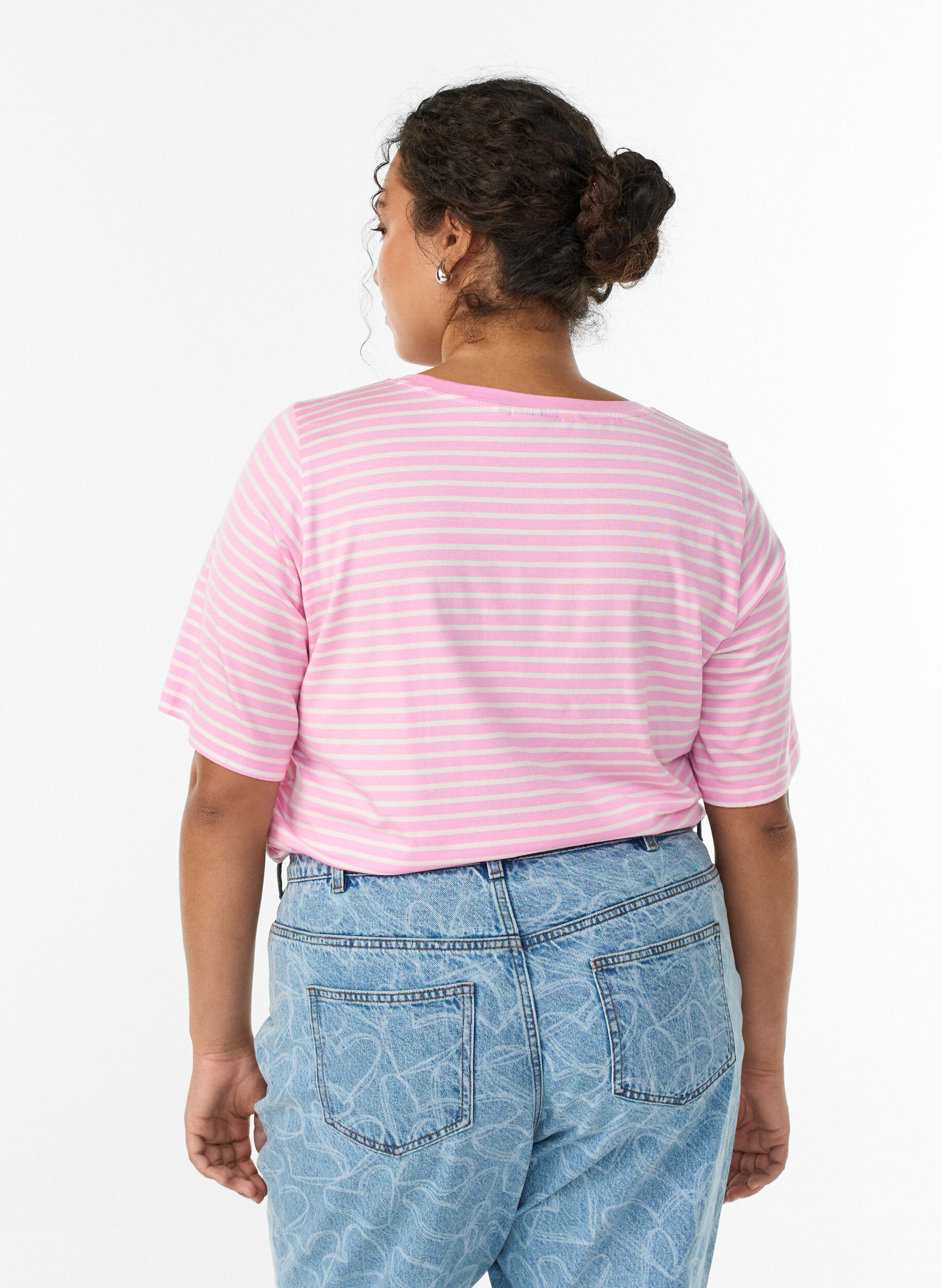 Zizzi T-skjorte med TENCEL&trade; Lyocell og striper, Rosa, Model image number 1