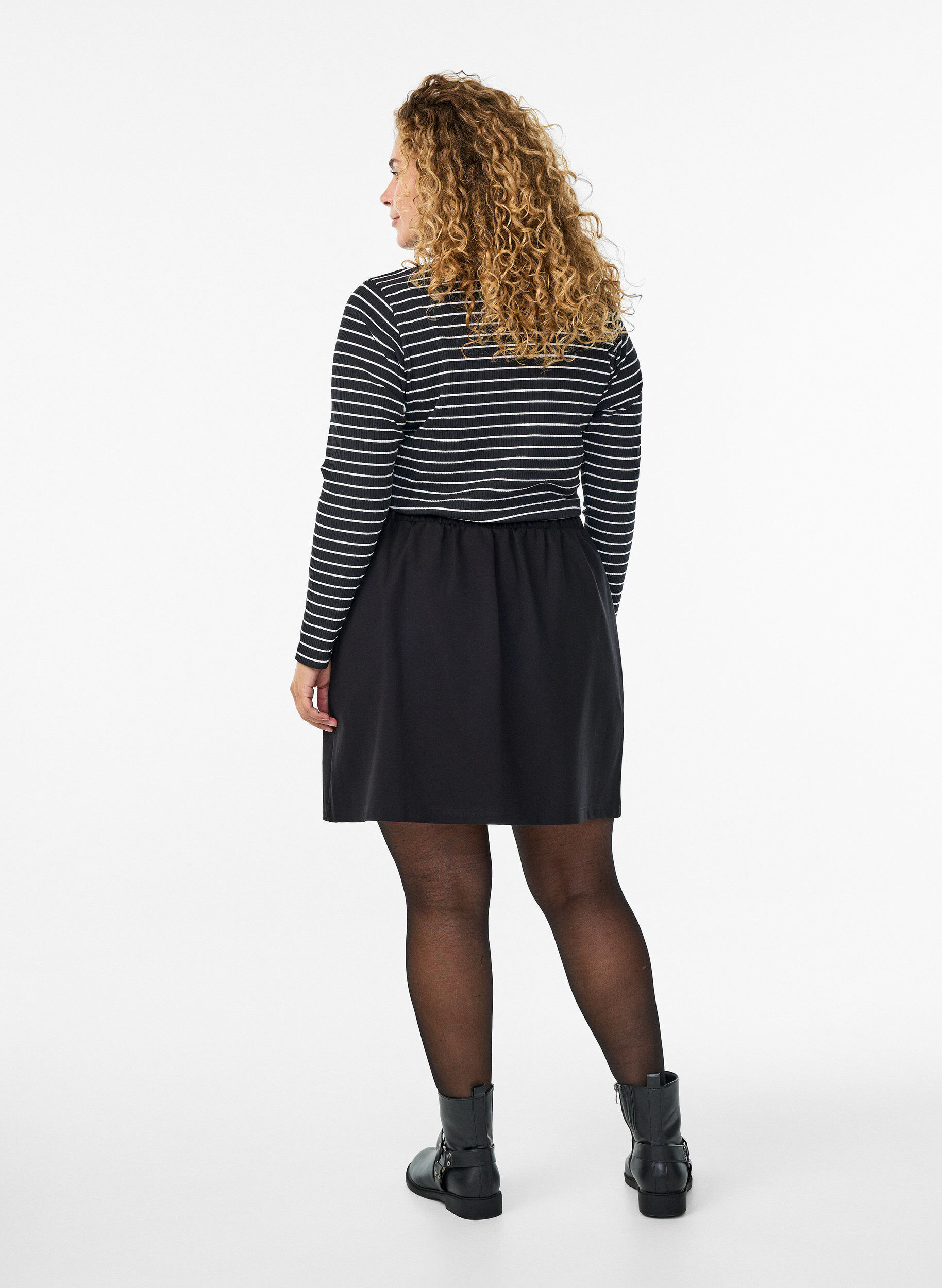 ZizziKort jerseyskj&oslash;rt med splitt, Svart, Model image number 2