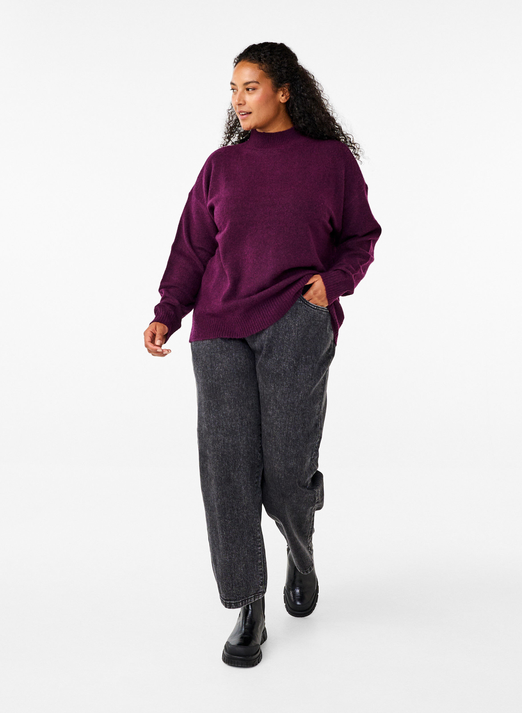 Zizzi Strikket ullbluse med h&oslash;y hals, Potent Purple Mel., Model image number 2