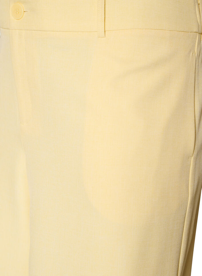 Loose fit Bermuda shorts med h&oslash;y midje, Gul, Packshot image number 2