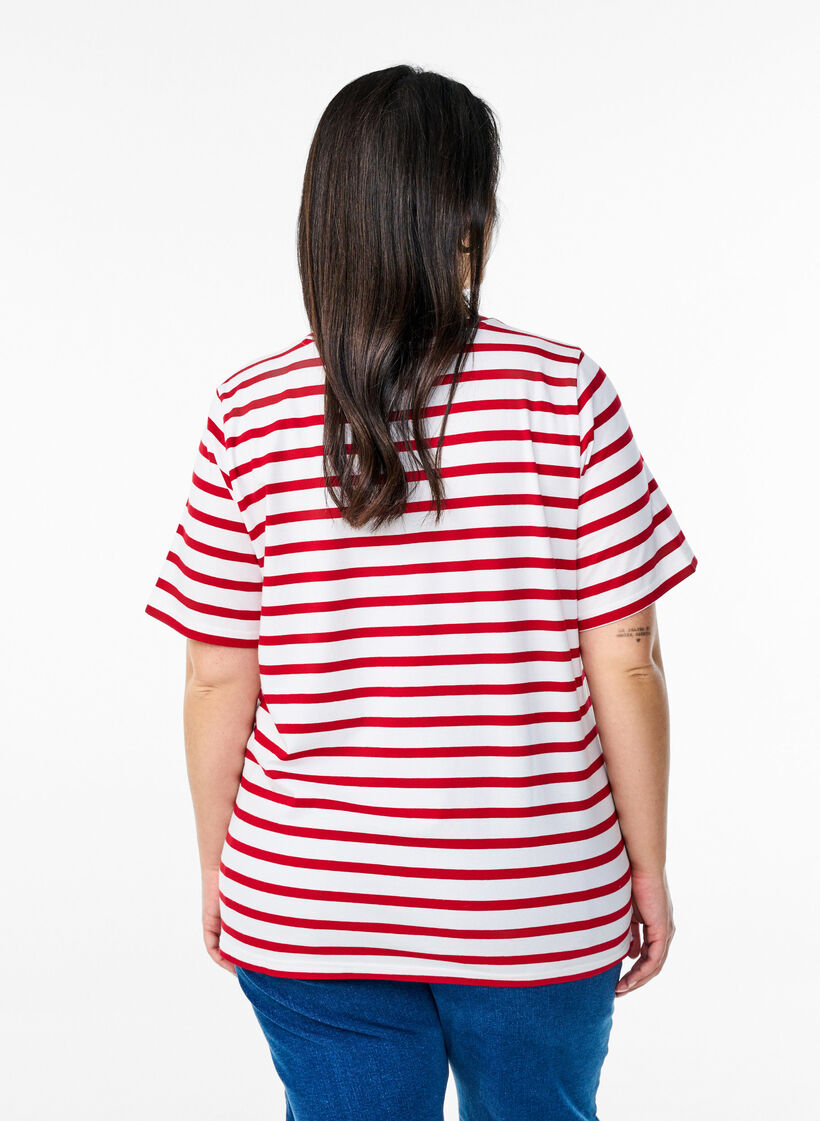 T-skjorte i økologisk bomull med striper, Urban Red B.W.Stripe, Model