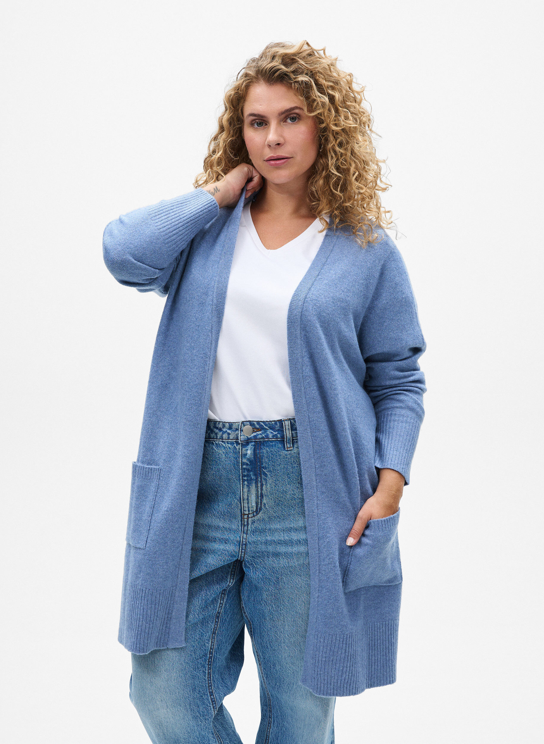 ZizziRibbestrikket cardigan med lommer, Bl&aring;, Model image number 0