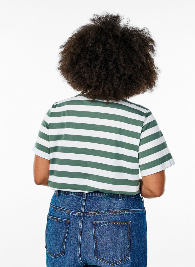 T-skjorte i økologisk bomull med striper og tekst, Grønn, Model image number 2