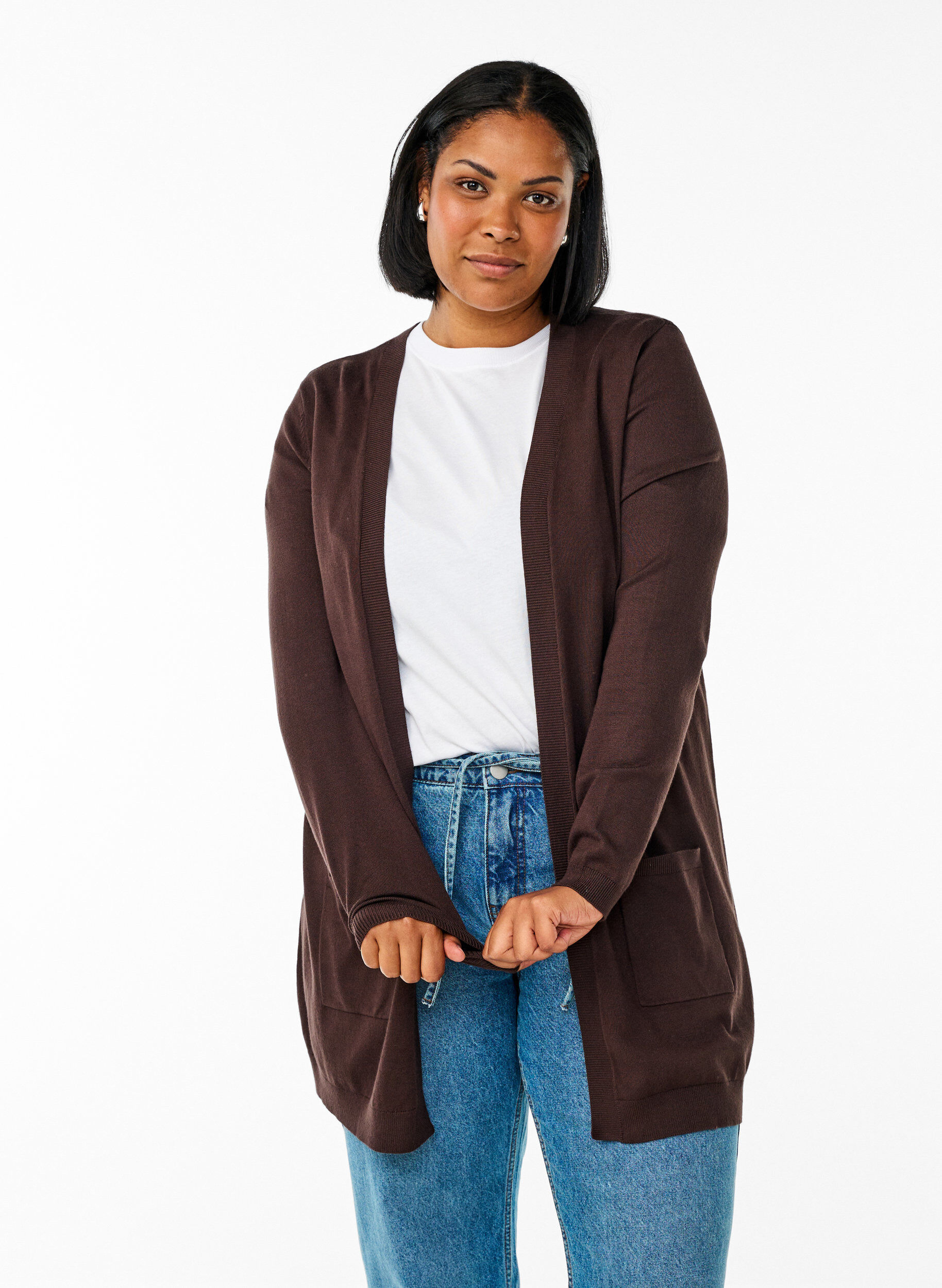 Lang, strikket cardigan i en viskoseblanding, Brun, Model