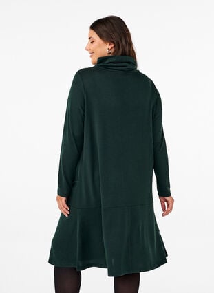 Zizzi Jerseykjole med høy hals og lommer, Grønn, Model image number 2
