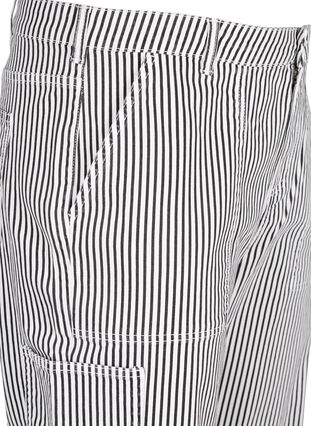 Zizzi Stripete cargojeans med rett passform, Black White Stripe, Packshot image number 2