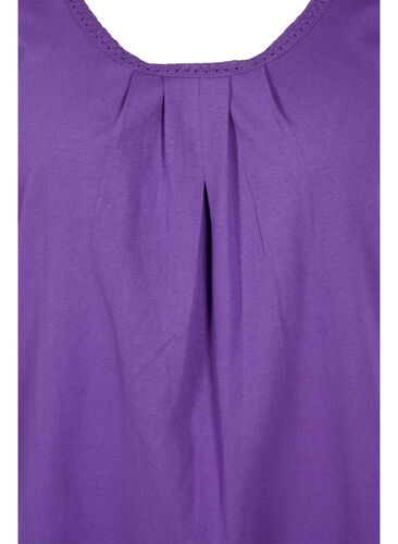 Bomullstopp med rund hals og blondekant, Ultra Violet, Packshot image number 2
