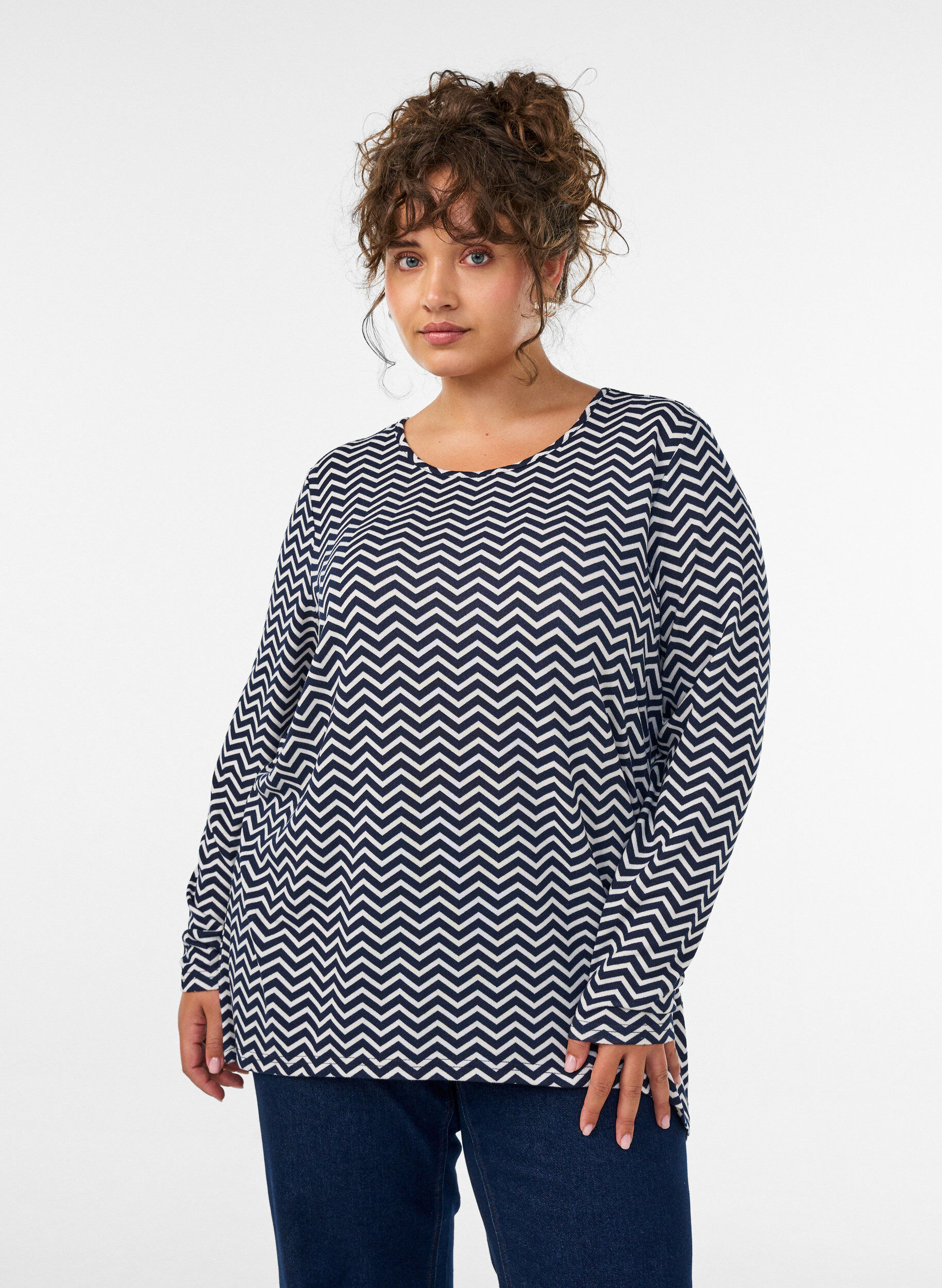 M&oslash;nstret bluse med lange ermer, Bl&aring;, Model