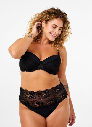 Zizzi BH med blonder og polstring, Svart, Model image number 1