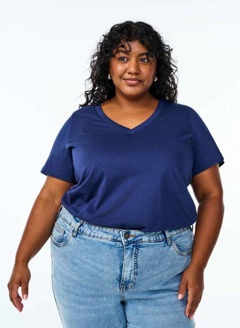 Enkel T-skjorte i bomull med V-hals, Blå, Model image number 0