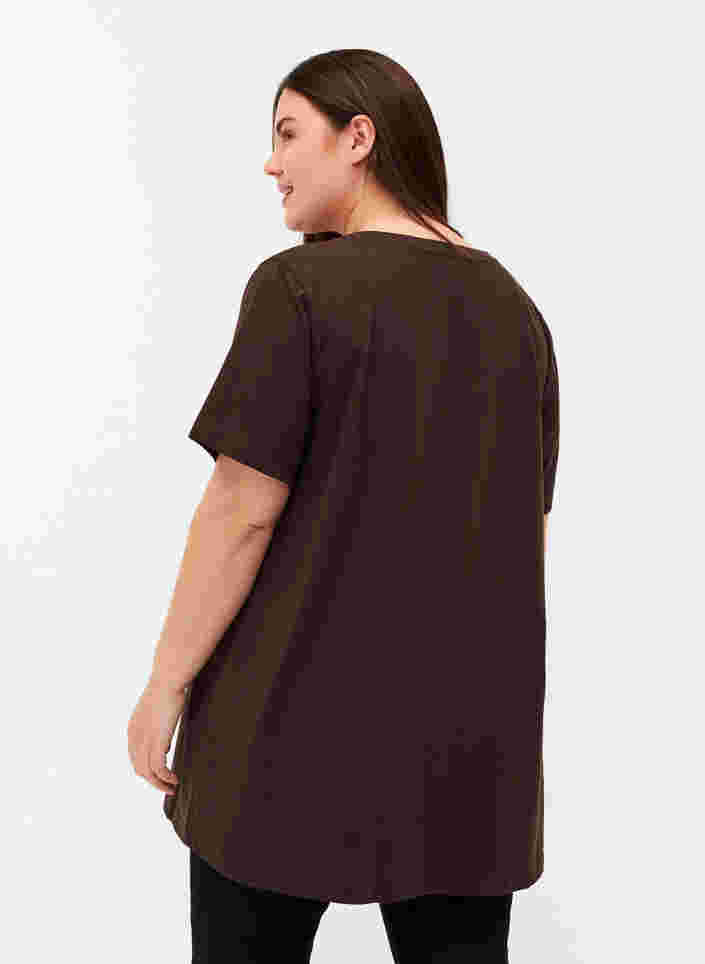 Lang T-skjorte i bomull, Molé, Model