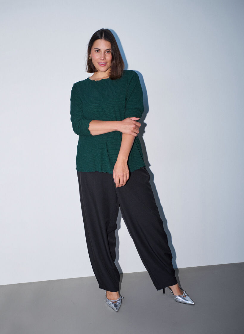 Strukturert bluse med b&oslash;lgede kanter, Gr&oslash;nn, Model image number 1