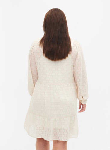Jacquard kjole med volangkrage, Birch, Model image number 1