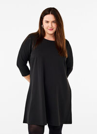 FLASH – Kort kjole med A-fasong og 3/4 ermer, Svart FLASH – Kort kjole med A-fasong og 3/4 ermer, Svart, Model