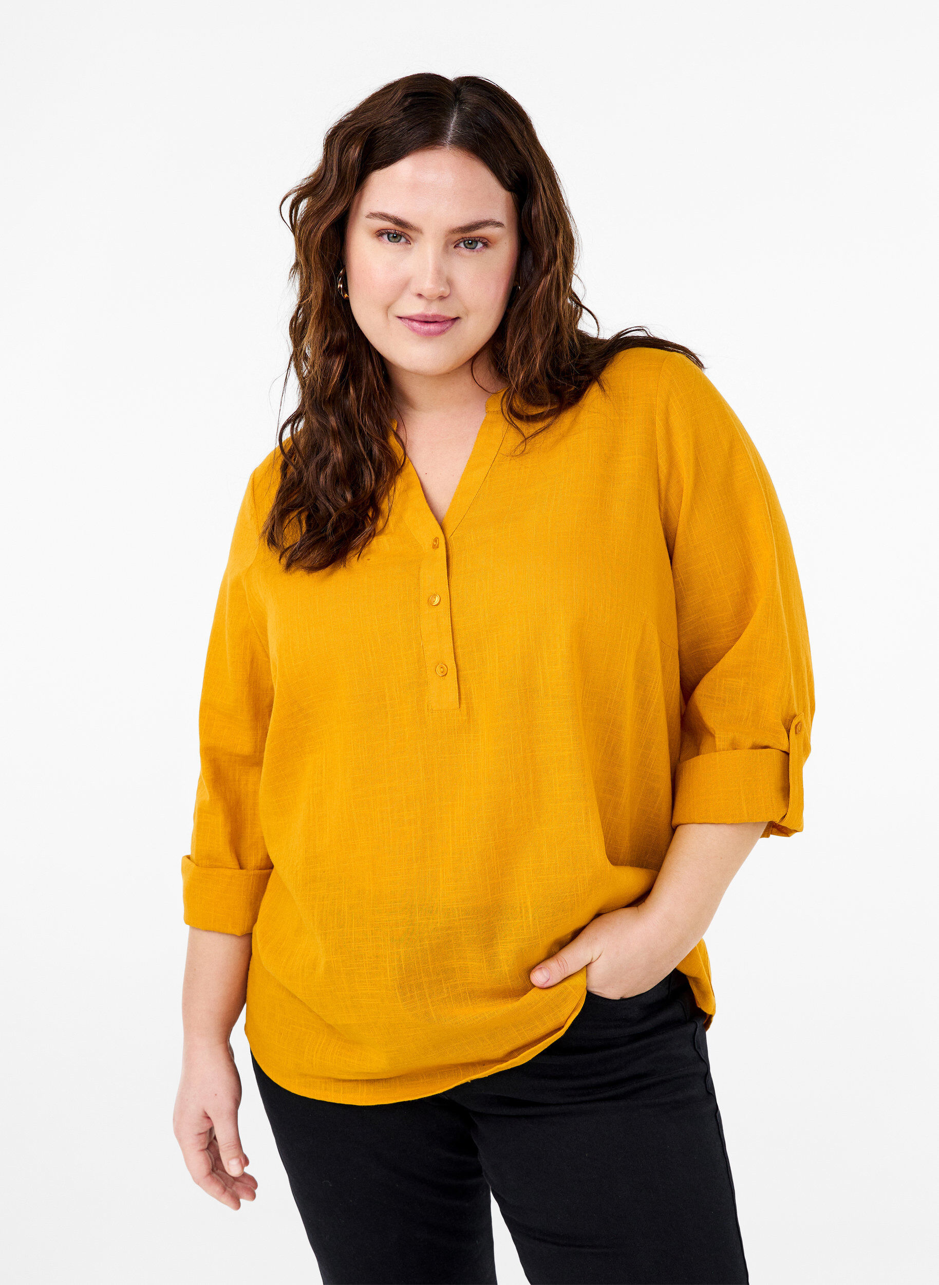 Zizzi Skjortebluse i bomull med V-hals, Golden Yellow, Model image number 0