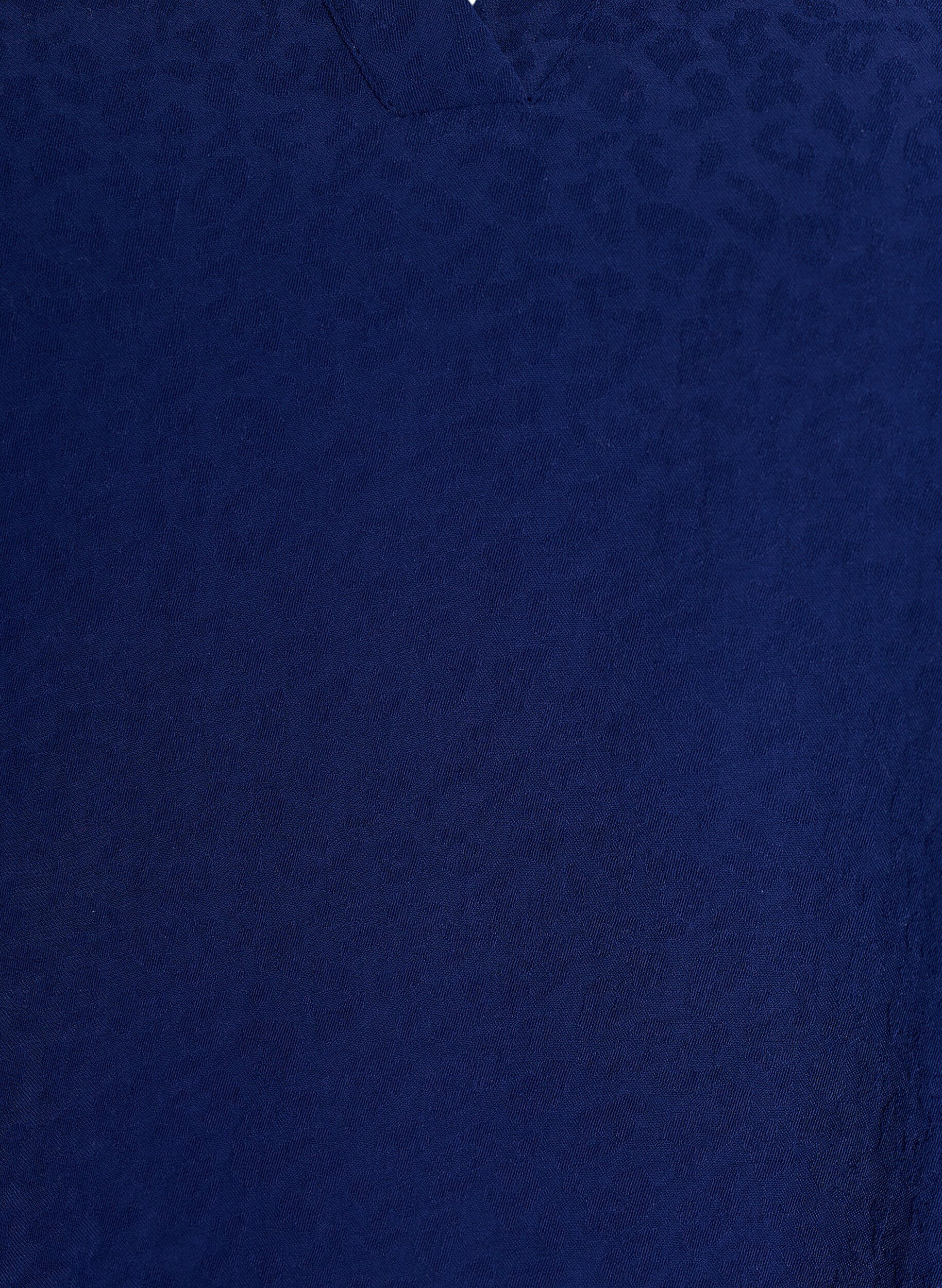 Zizzi Bluse med korte volangermer og V-hals, Bl&aring;, Packshot image number 2