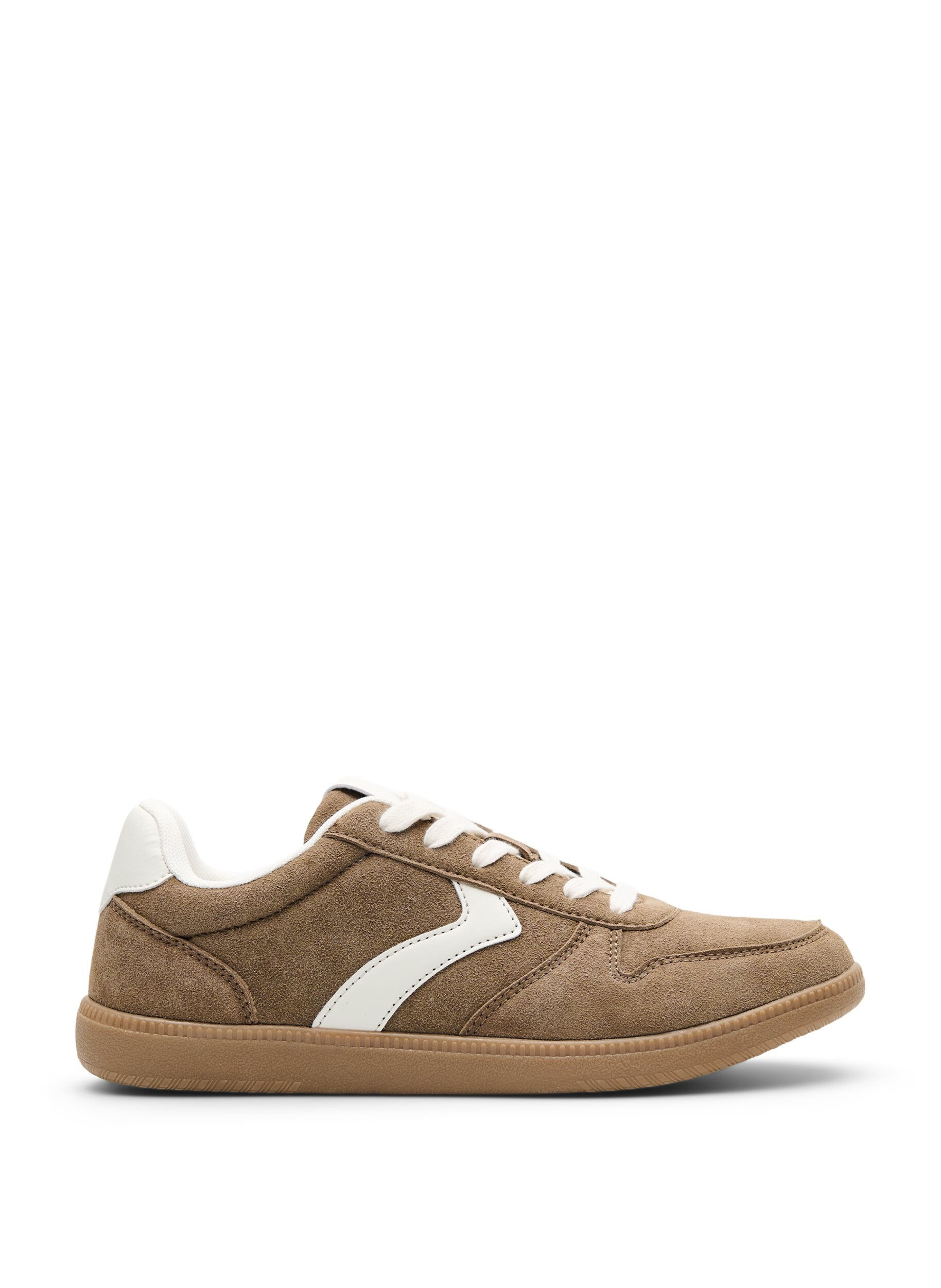 Imiterte semsket skinnsneakers