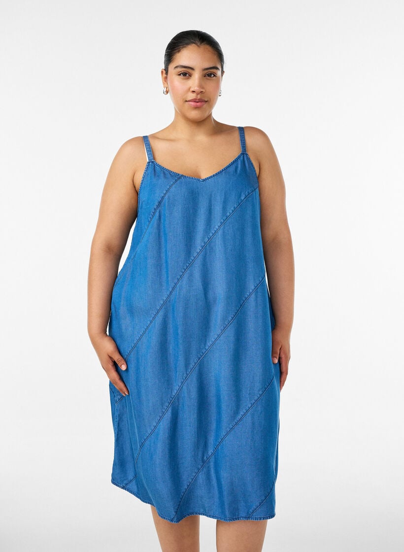 Kjole med plagg i denim i TENCEL&trade; Lyocell med stropper, Bl&aring;, Model image number 0