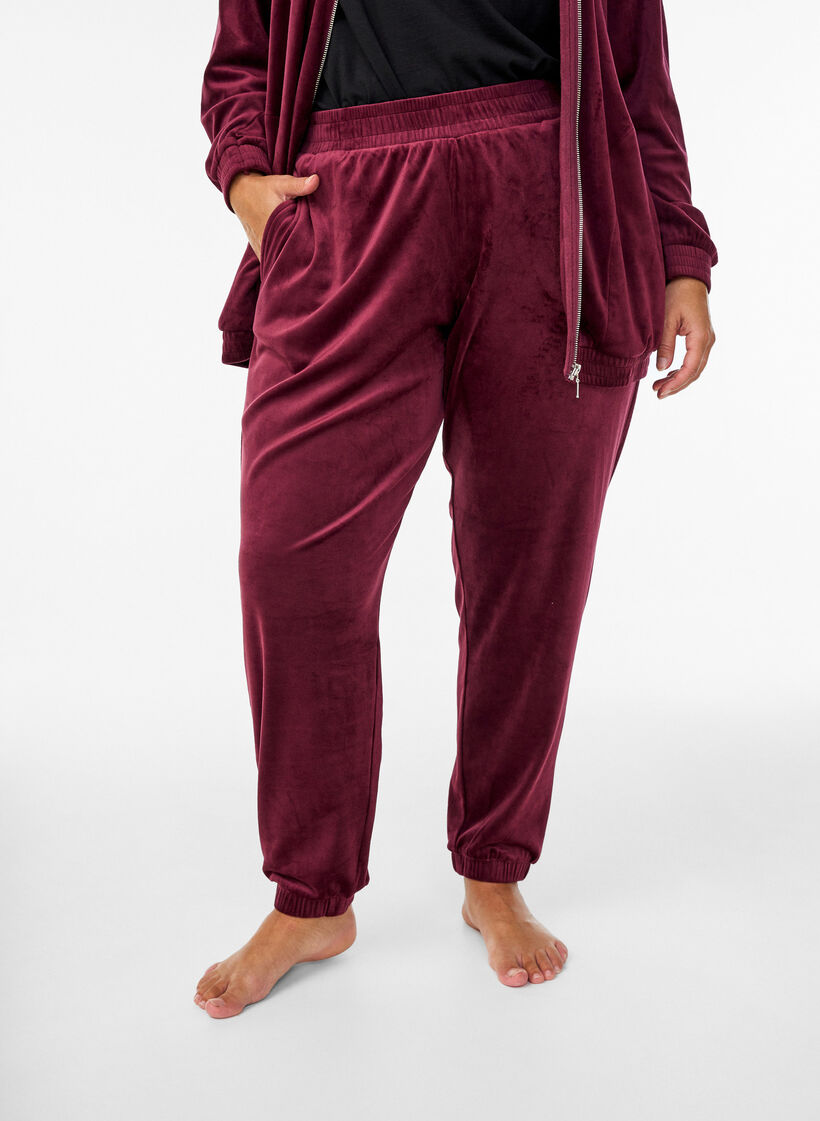 Ledige bukser i fløyel, Mørk Bordeaux, Model image number 2