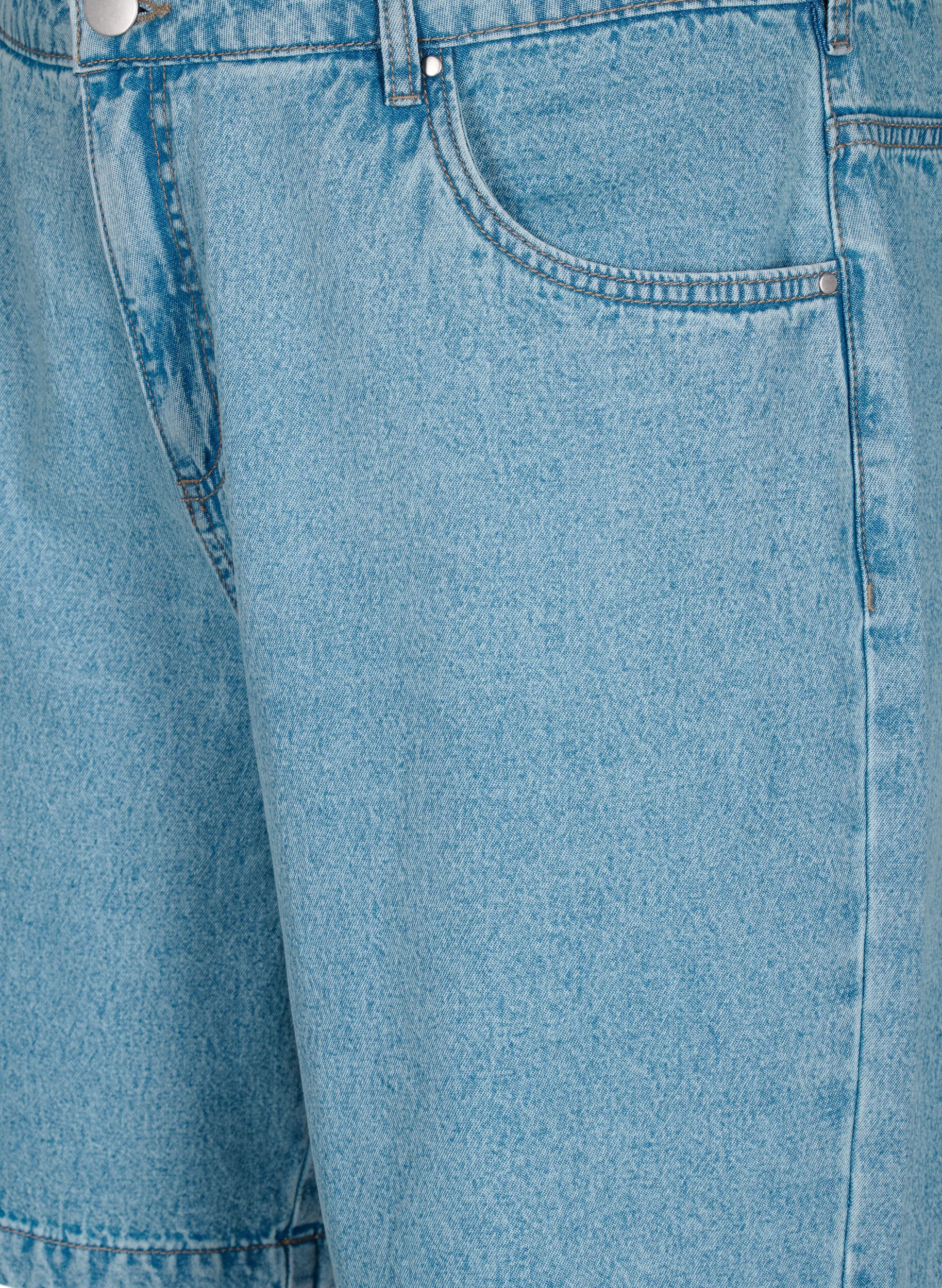 Zizzi Dongerishorts med h&oslash;y midje, Light Blue Denim, Packshot image number 2