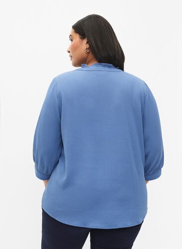 Skjortebluse med 3/4-ermer og volangkrage, Moonlight Blue, Model image number 1