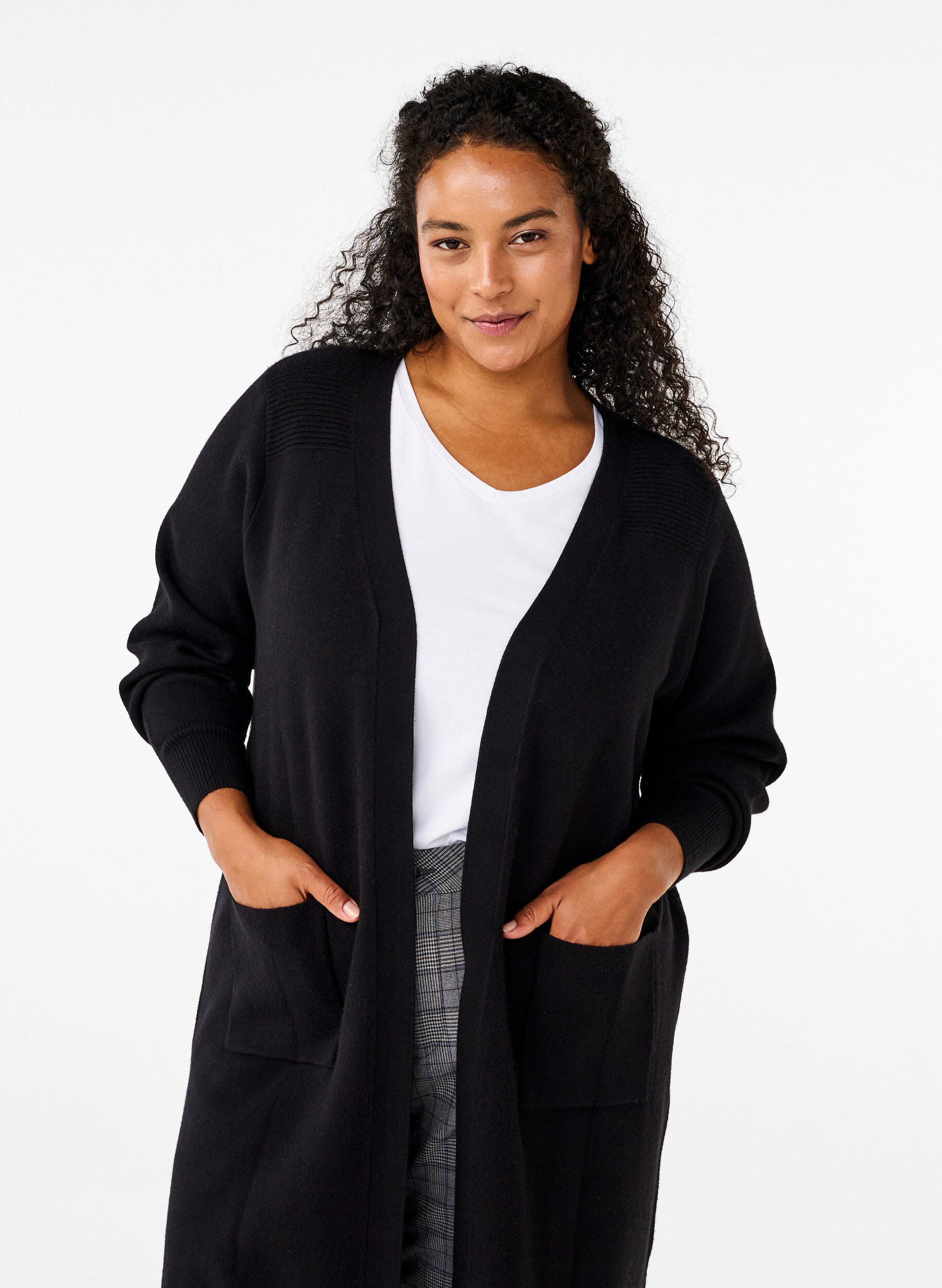 Zizzi Lang strikket cardigan med lommer, Black, Model image number 2