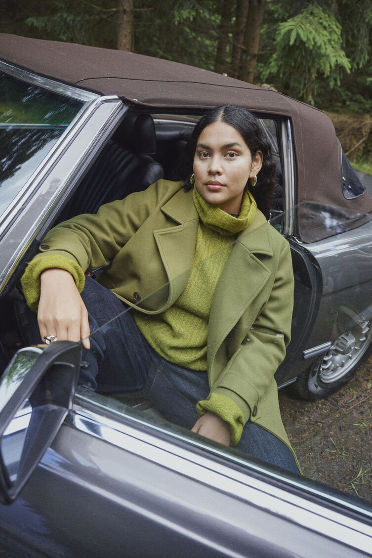 Skogsgr&oslash;nn og uanstrengt eleganse, , Model