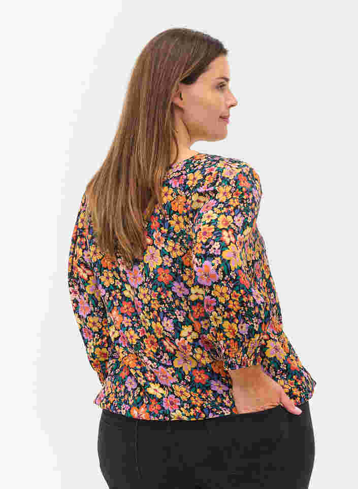 Blomstrete viskosebluse med smock, Multi Flower AOP, Model