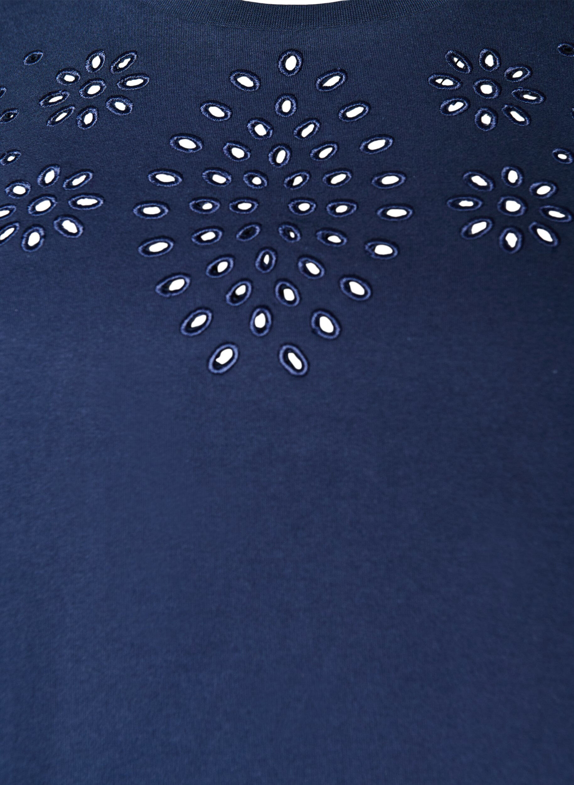 ZizziT-skjorte i &oslash;kologisk bomull med hullbroderi, Bl&aring;, Packshot image number 2