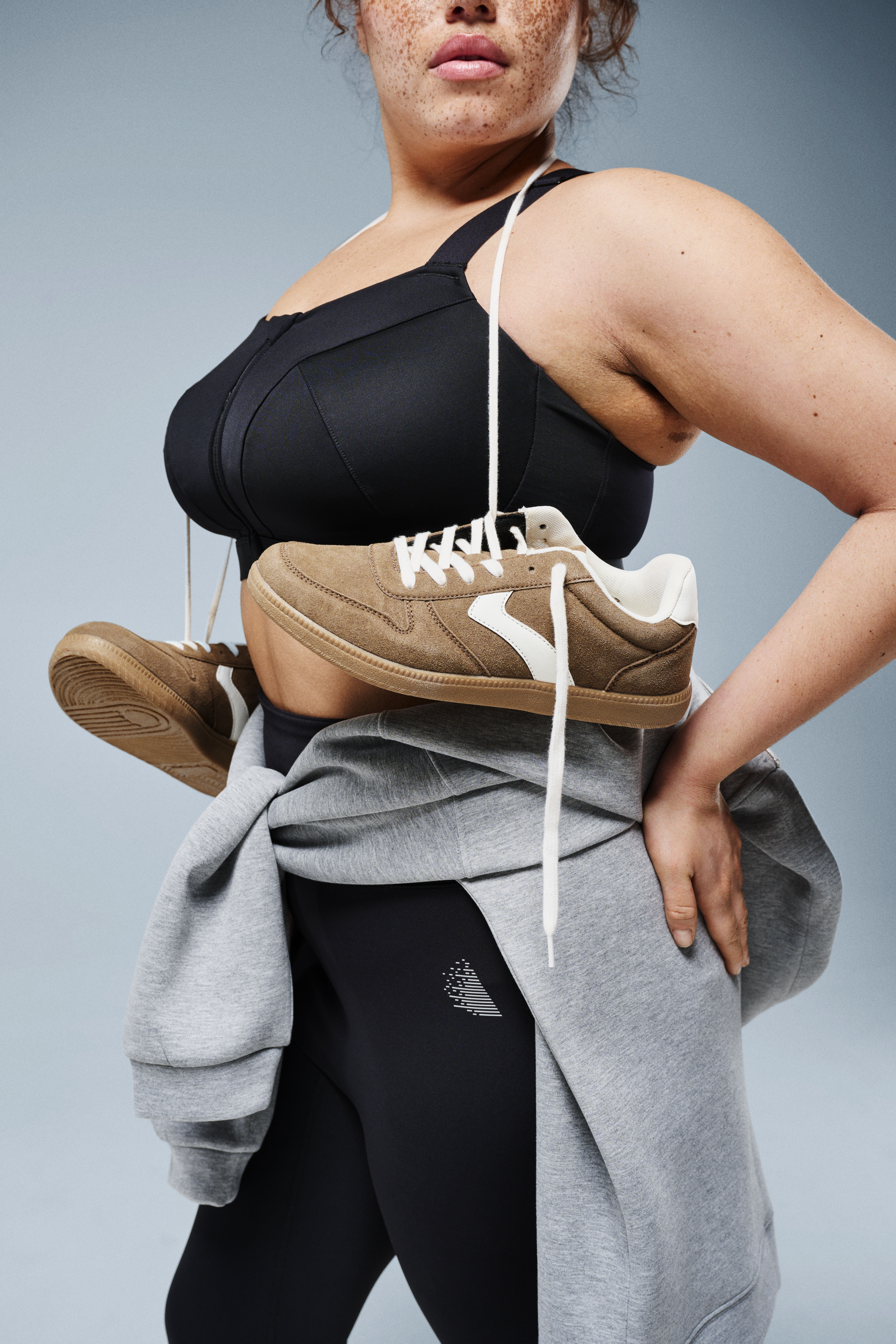 Zizzi Sportslook med hettegenser, , Model