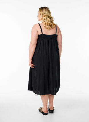 Zizzi Midi slip-kjole i viskose, Svart, Model image number 2