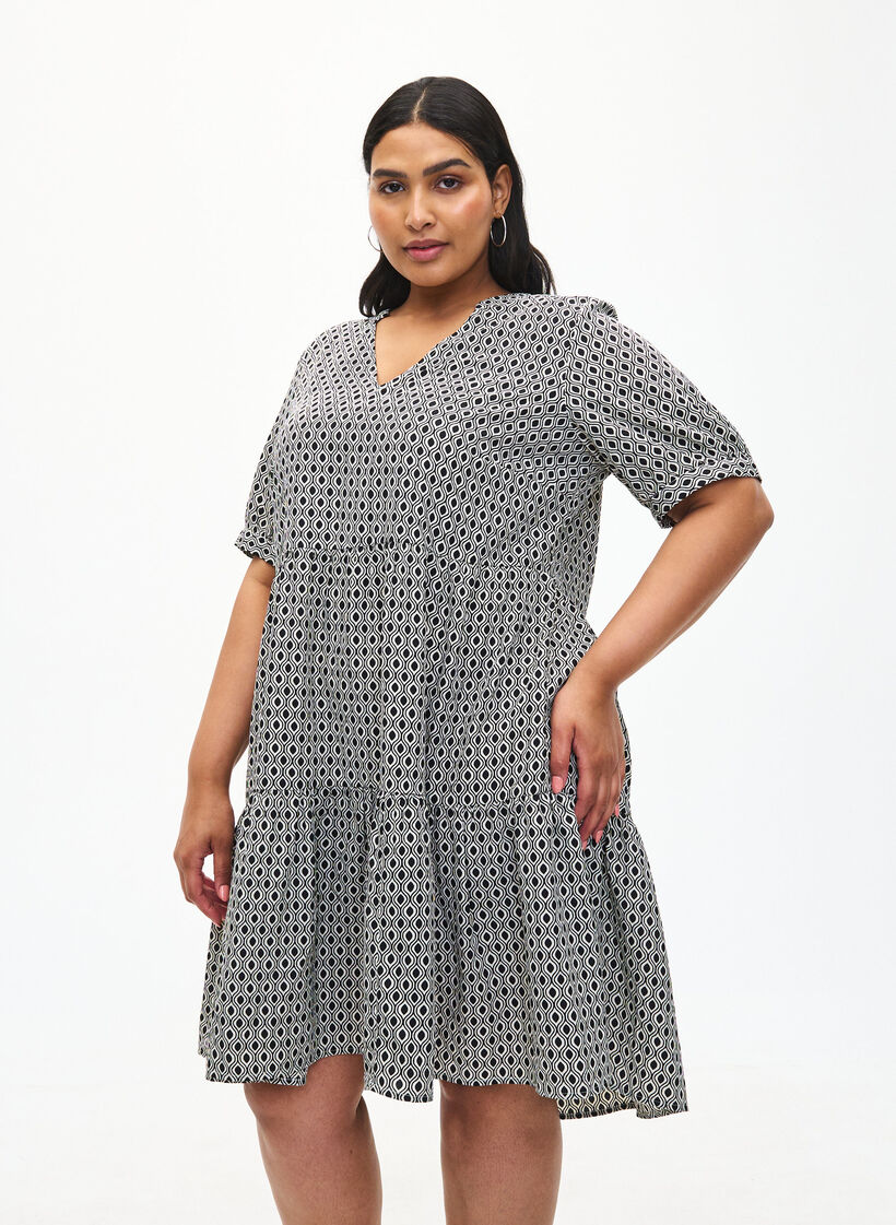 Flash - Kjole i A-linje med trykk, Black White Graphic, Model image number 0