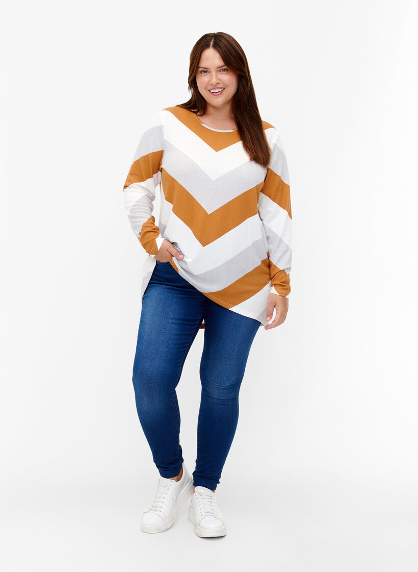 Mønstret bluse med lange ermer, Beige Zig Zag, Model image number 2