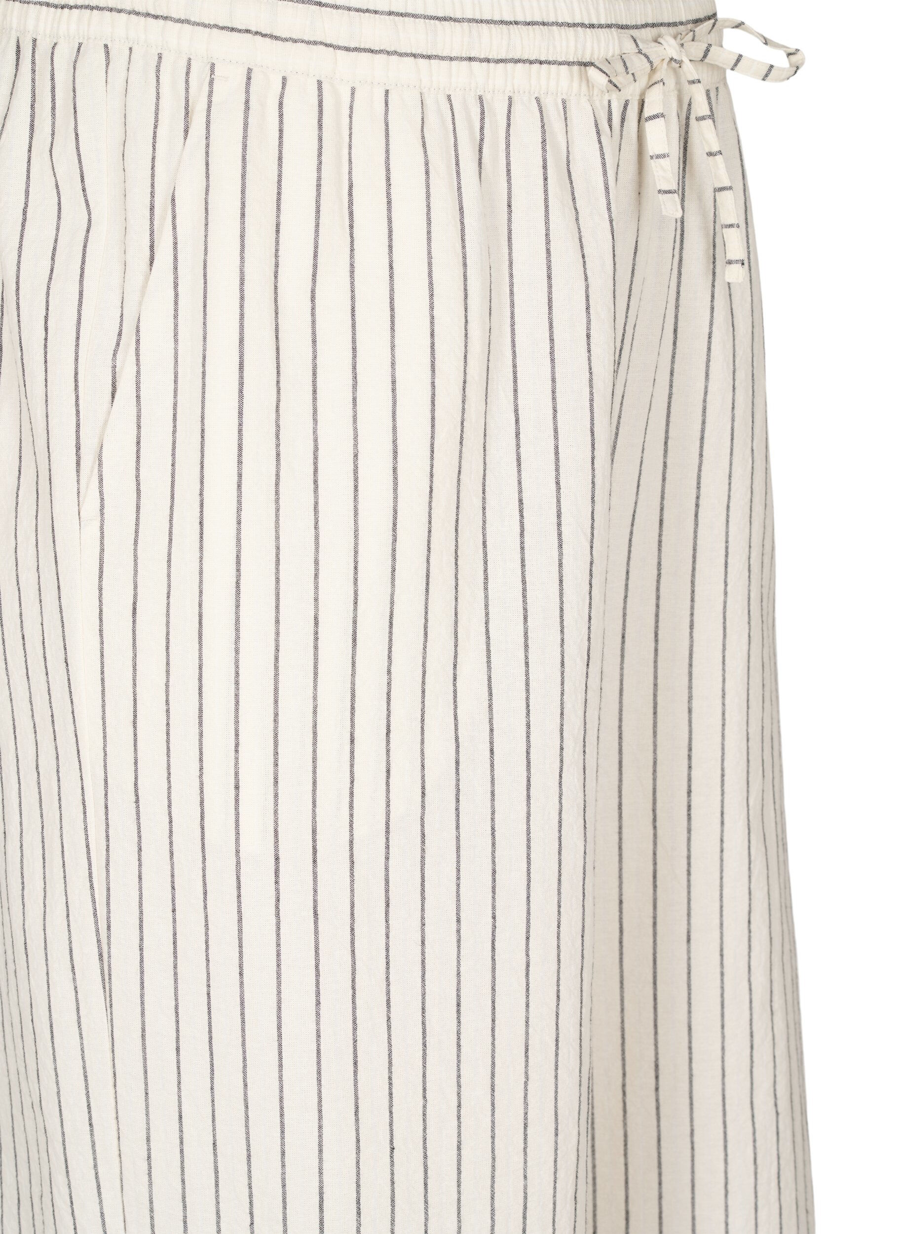 Zizzi L&oslash;se bukser med h&oslash;y midje og lommer, Vanilje, Packshot image number 2