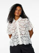 Skjortebluse i blonde med perleknapper, Vanilje, Model image number 0