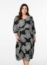 Midikjole med blomsterprint og 3/4 ermer, Svart Midikjole med blomsterprint og 3/4 ermer, Svart, Model