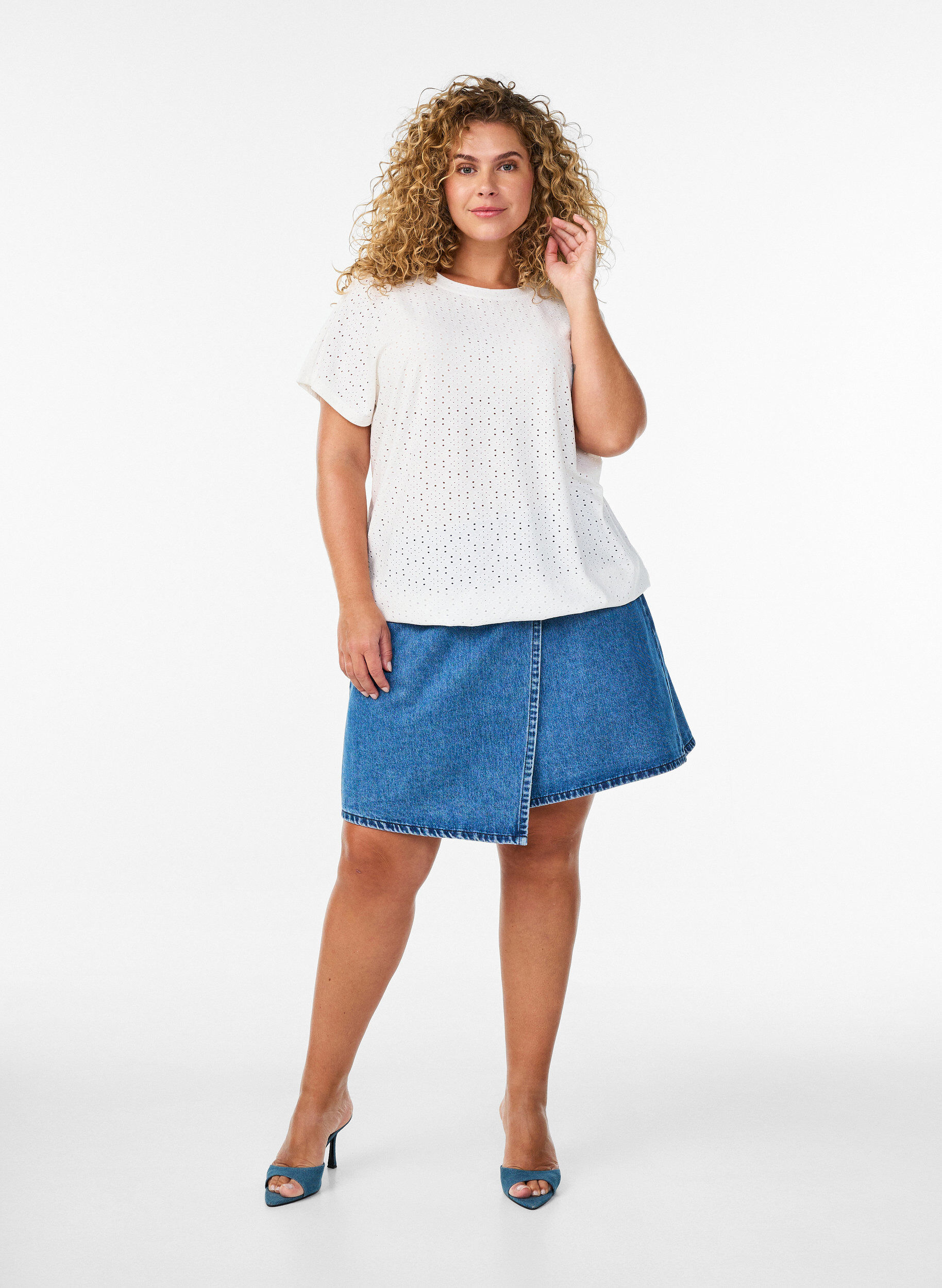 ZizziBluse med hullbroderi og ballongeffekt, Hvit, Model image number 1