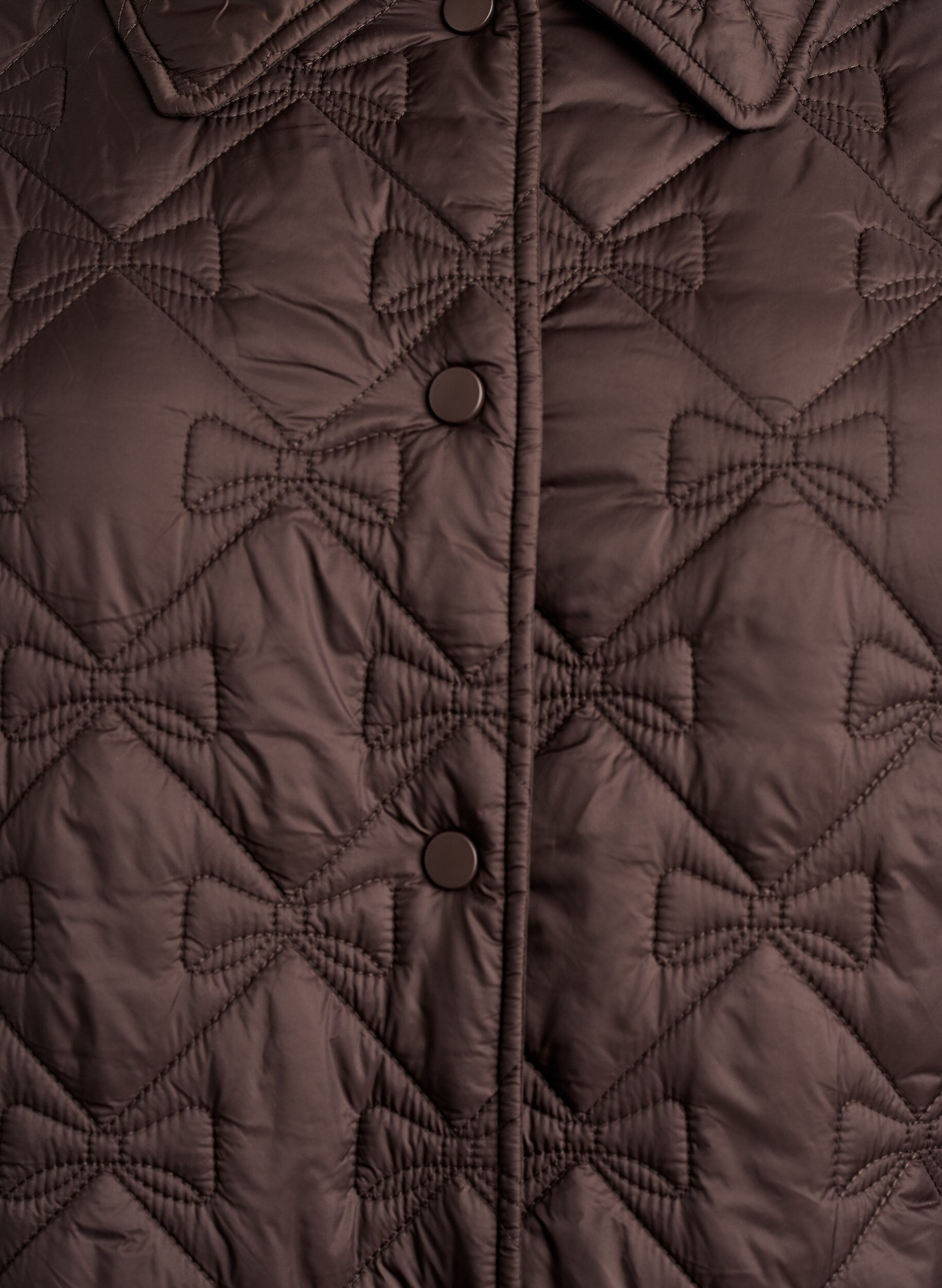 ZizziLett polstret jakke med dekorativ quilting, Brun, Packshot image number 2