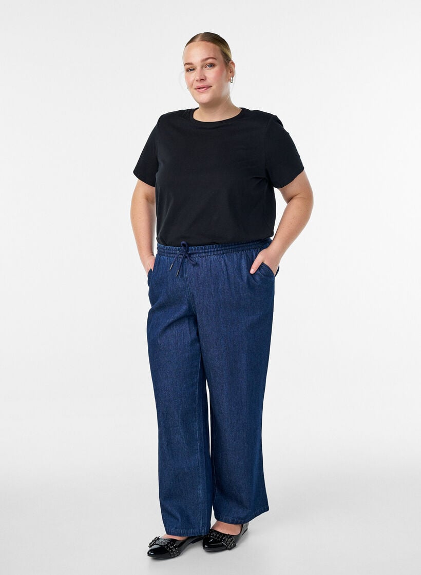 Basis bomulls-t-skjorte med skulderputer, Svart, Model image number 1